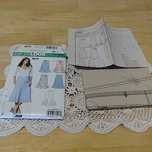 Uncut Simplicity New Look Skirt Patterns 6682. Sizes A 6-16